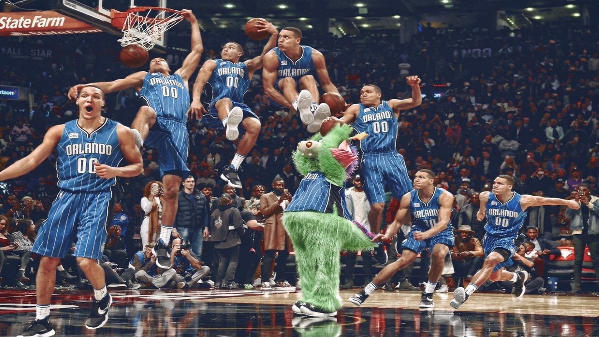 开云下载-公牛险胜尼克斯，关键一役中德罗赞双手暴扣点燃全场，公牛德罗赞交易